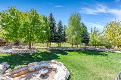 1190 E Wintergreen Ct N, Alpine, UT 84004 - Photo 41