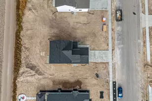211 N 900 W, Garland, UT 84312 - Photo 3