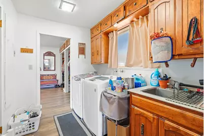 230 S 600 W, Vernal, UT 84078 - Photo 25