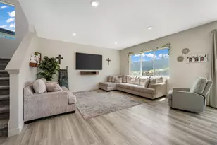 537 W Flora Dr, Saratoga Springs, UT 84045 - Photo 3