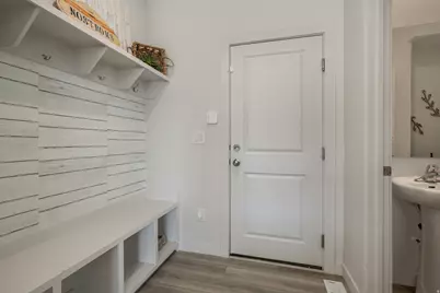 537 W Flora Dr, Saratoga Springs, UT 84045 - Photo 11