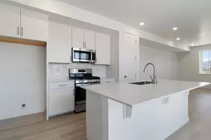6361 W Pyramid Peak Ln, Herriman, UT 84096 - Photo 5
