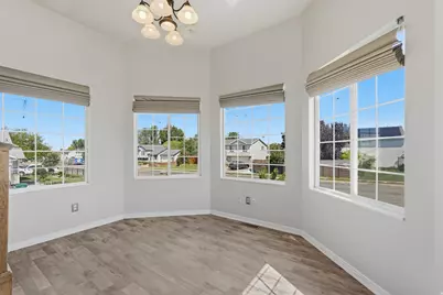 1863 S 250 W, Clearfield, UT 84015 - Photo 5