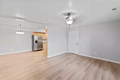 8212 N Cedar Springs Rd #3, Eagle Mountain, UT 84005 - Photo 5