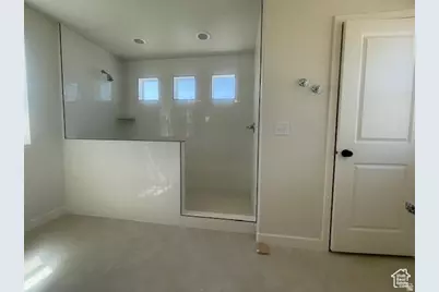 6709 S Skyloop Dr W #17, West Jordan, UT 84081 - Photo 11