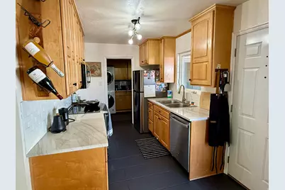 1916 E La Cresta Dr, Cottonwood Heights, UT 84121 - Photo 13