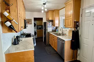 1916 E La Cresta Dr, Cottonwood Heights, UT 84121 - Photo 13