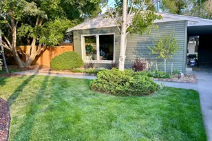 1916 E La Cresta Dr, Cottonwood Heights, UT 84121 - Photo 1