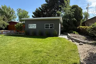 1916 E La Cresta Dr, Cottonwood Heights, UT 84121 - Photo 5