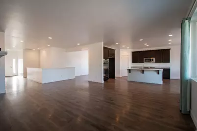 1372 S Homestead Ln, Syracuse, UT 84075 - Photo 3
