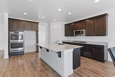 1372 S Homestead Ln, Syracuse, UT 84075 - Photo 7