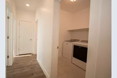 1372 S Homestead Ln, Syracuse, UT 84075 - Photo 29