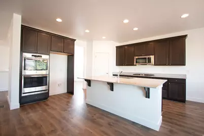 1372 S Homestead Ln, Syracuse, UT 84075 - Photo 7