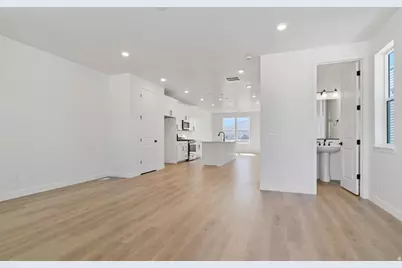 6353 W Pyramid Peak Ln #119, Herriman, UT 84096 - Photo 7