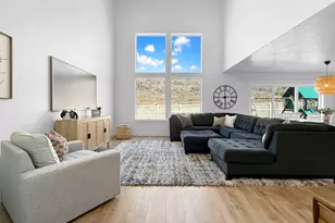 1604 W Quailhill Rd, Saratoga Springs, UT 84045 - Photo 7