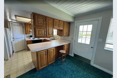 515 S 400 W, Ferron, UT 84523 - Photo 27