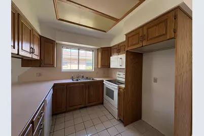 486 W 120 N, Orem, UT 84057 - Photo 9