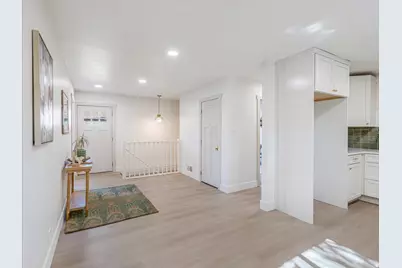 4600 S Creekview Dr, Murray, UT 84107 - Photo 5