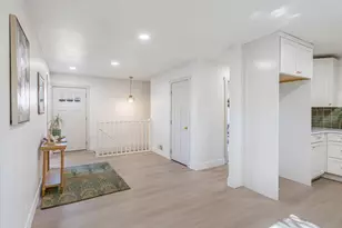 4600 S Creekview Dr, Murray, UT 84107 - Photo 5