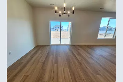 3763 W 1625 S #422, Taylor, UT 84401 - Photo 9