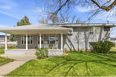 286 N State St E, Fairview, UT 84629 - Photo 3