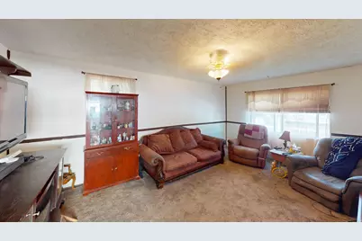 140 E Carson Ave S, East Carbon, UT 84520 - Photo 11