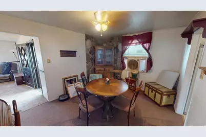 140 E Carson Ave S, East Carbon, UT 84520 - Photo 5