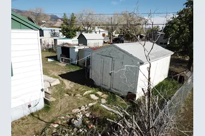 140 E Carson Ave S, East Carbon, UT 84520 - Photo 15