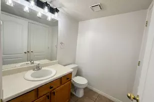 879 N 1125 W, Layton, UT 84041 - Photo 11
