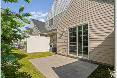 879 N 1125 W, Layton, UT 84041 - Photo 25