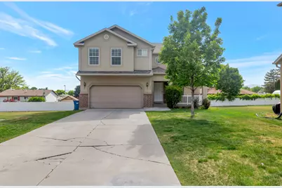 848 S Apple Grove Ln, Pleasant Grove, UT 84062 - Photo 3