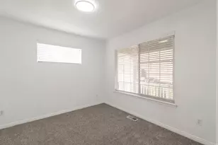 848 S Apple Grove Ln, Pleasant Grove, UT 84062 - Photo 11