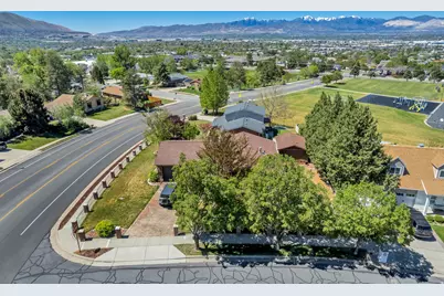 12080 S Mill Ridge Cir, Sandy, UT 84094 - Photo 53
