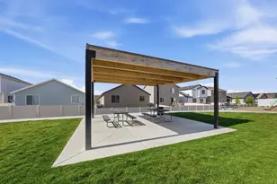 1795 E Fall St, Eagle Mountain, UT 84005 - Photo 37
