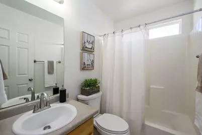 2122 N Millet Pl, Saratoga Springs, UT 84045 - Photo 21