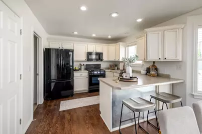 2122 N Millet Pl, Saratoga Springs, UT 84045 - Photo 11
