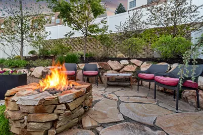 966 E Deer Arch Ln S, Draper, UT 84020 - Photo 7