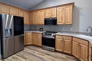928 W 20 N, Orem, UT 84057 - Photo 9