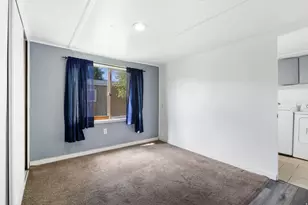 360 W 400 N, Springville, UT 84663 - Photo 7