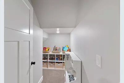 646 E 600 S, Kaysville, UT 84037 - Photo 23