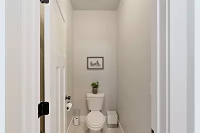646 E 600 S, Kaysville, UT 84037 - Photo 15