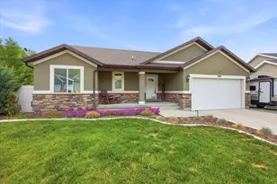 8185 N Cobblerock Rd E, Lake Point, UT 84074 - Photo 3