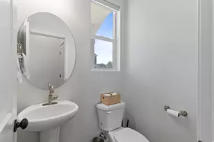 3233 S Burkhill Ln, Syracuse, UT 84075 - Photo 11