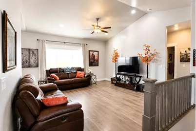 1139 E 200 S, Santaquin, UT 84655 - Photo 3