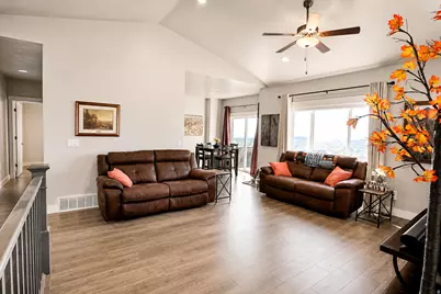 1139 E 200 S, Santaquin, UT 84655 - Photo 7