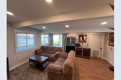 3406 S Magnolia Dr, Magna, UT 84044 - Photo 11