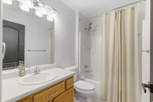 8374 S 6465 W, West Jordan, UT 84081 - Photo 23