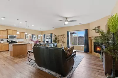 937 Farnham Dr, North Salt Lake, UT 84054 - Photo 7