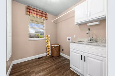 6849 Black Powder Rd, Mountain Green, UT 84050 - Photo 21