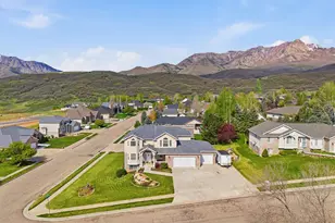 6849 Black Powder Rd, Mountain Green, UT 84050 - Photo 37